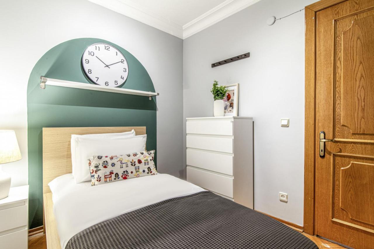 Gorgeous Flat With Lovely Balcony In Nisantasi Istanbul Eksteriør bilde